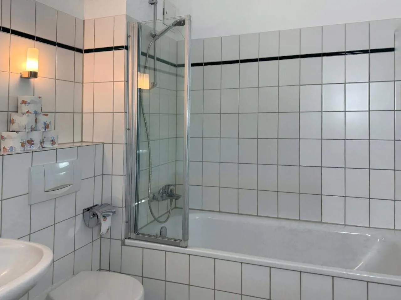 Holidayhome Apartments I Amazing 100Sqm In Berlin-Friedrichshain ألمانيا