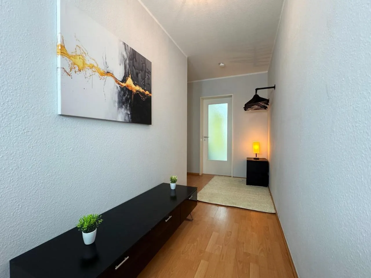 Holidayhome Apartments I Amazing 100Sqm In Berlin-Friedrichshain برلين