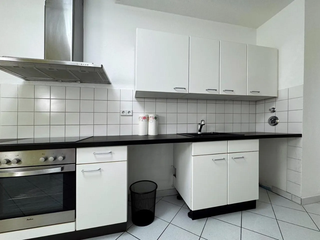 Holidayhome Apartments I Amazing 100Sqm In Berlin-Friedrichshain برلين